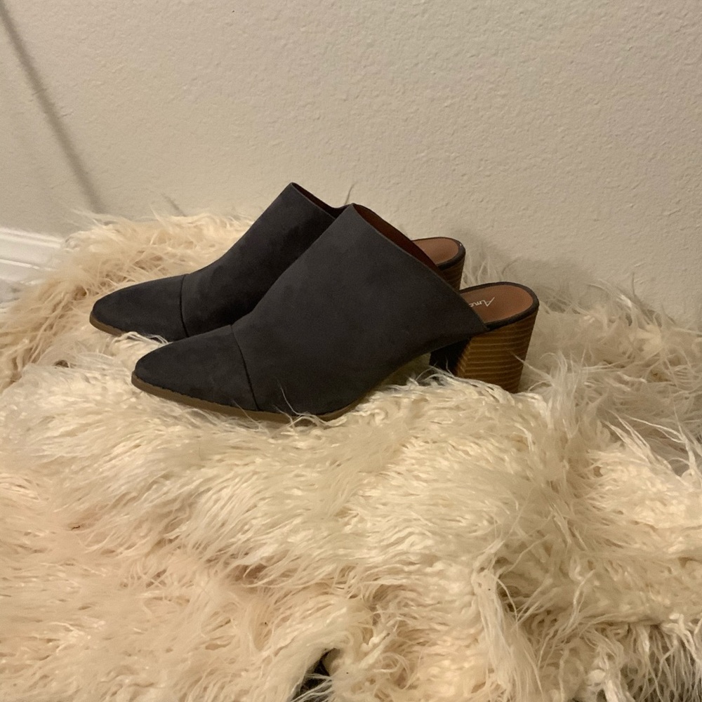 Size 10 Grey American Eagle Open Back Heels
